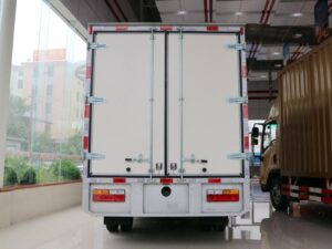 Dayun E3 4.5Ton 3.57Meter Single Row Pure Electric Van Light Truck