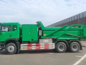 Dongfeng 14 Ton Electric Rear Compactor Truck