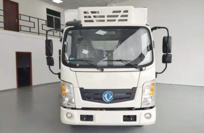 Dongfeng 4.5 Ton Electric Refrigerated Truck