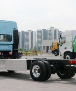 Dongfeng Automobile Chenglong H5V 4X2 18Ton 6.8Meter Hybrid Truck