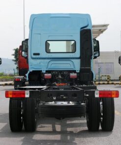 Dongfeng Automobile Chenglong H5V 4X2 18Ton 6.8Meter Hybrid Truck