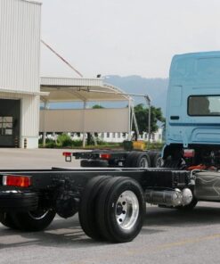 Dongfeng Automobile Chenglong H5V 4X2 18Ton 6.8Meter Hybrid Truck