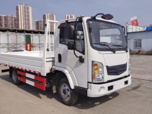 Dongfeng Huashen T16 4.5T 6Meter صف واحد شاحنة خفيفة مسطحة كهربائية نقية