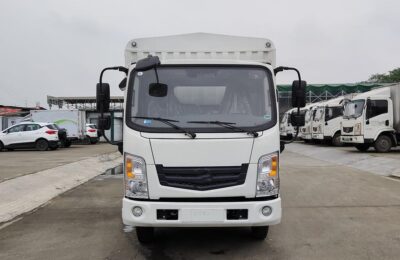 Dongfeng Huashen T16 4.5Ton 4.15-Meter Single Row Pure Electric Cage Type Light Truck