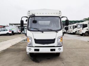 Dongfeng Huashen T17 4.5Ton 4.15Meter Single Row Pure Electric Cage-Type Light Truck