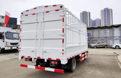 Dongfeng Huashen T17 4.5Ton 4.15Meter Single Row Pure Electric Cage-Type Light Truck