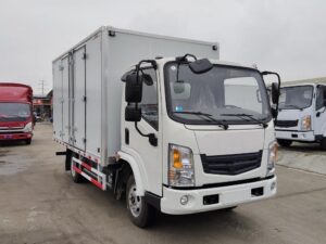 Dongfeng Huashen T17 4.5Ton 4.1Meter Single Row Pure Electric Van Light Truck