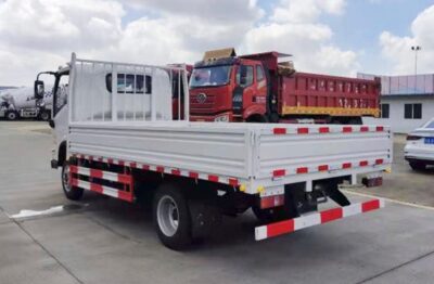 Dongfeng Huashen T18 4.5Ton 4.13Meter Single Row Pure Electric Flatbed Light Truck