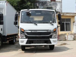 Dongfeng Nebula K6 4.5Ton 4.19Meter Single Row Pure Electric Platform Light Truck