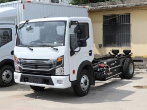 Dongfeng Nebula K6 4.5Ton 4.19Meter Single Row Pure Electric Platform Light Truck