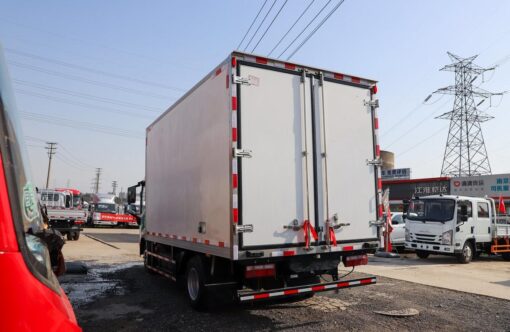 Faw 4.5 Ton Electric Refrigerated Truck