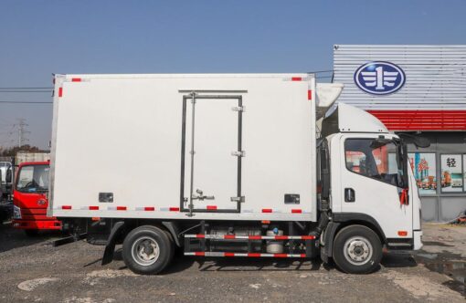 Faw 4.5 Ton Electric Refrigerated Truck