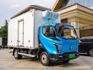 Flying Saucer 4.5Ton Electric Refrigerated Truck