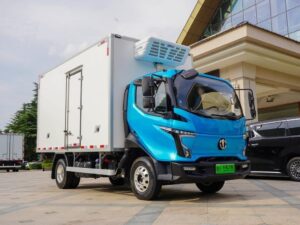 Flying Saucer 4.5Ton Electric Refrigerated Truck