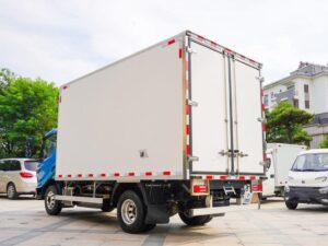 Flying Saucer 4.5Ton Electric Refrigerated Truck