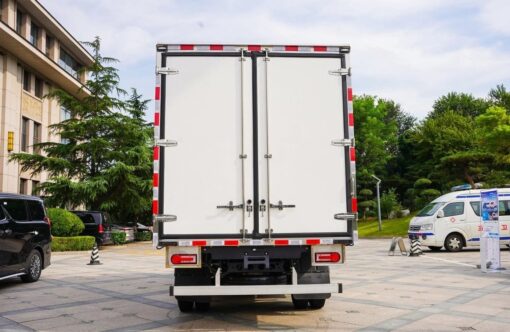 Flying Saucer 4.5Ton Electric Refrigerated Truck