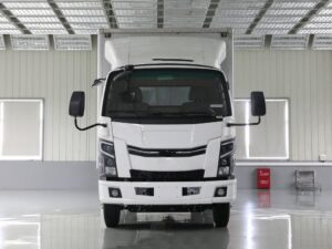 Flying Saucer Hv5 4.4Tons 4.15Meter Single Row Plug In Extended Range Hybrid Van Type Light Truck