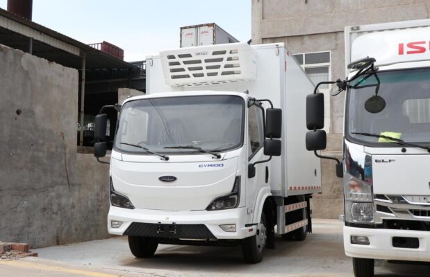 Isuzu 4.5 Ton Electric Refrigerated Truck