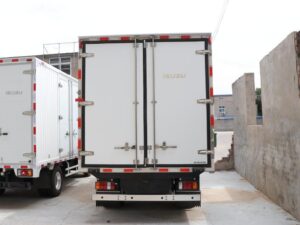 Isuzu 4.5 Ton Electric Refrigerated Truck