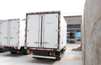 Isuzu 4.5 Ton Electric Refrigerated Truck