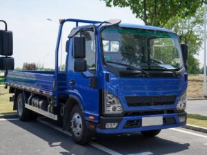 Jac Lingpao Es6 4.5Ton 4.18Meter Sing Row Plug In Hybrid Platform Truck Light Truck