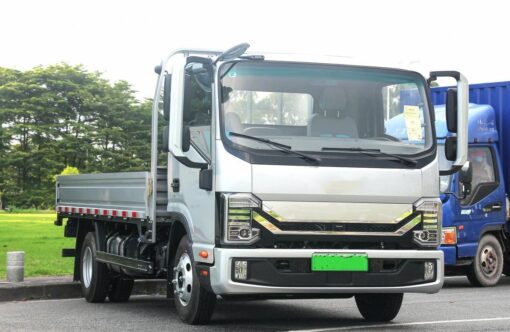 Jac Shuailing Hs7 4Tons 6Meter Single Row Hybrid Platform Light Truck