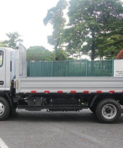 Jac Shuailing Hs7 4Tons 6Meter Single Row Hybrid Platform Light Truck