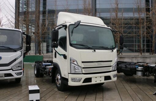 Jiefang Leadtu 4.5Ton 4.16Meter Single-Row Plug-In Hybrid Van Light Truck