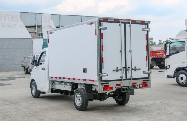 Remote 3 Ton Electric Refrigerated Truck