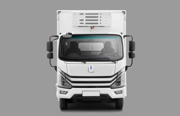 Remote 4.4Ton Electric Refrigerated Truck