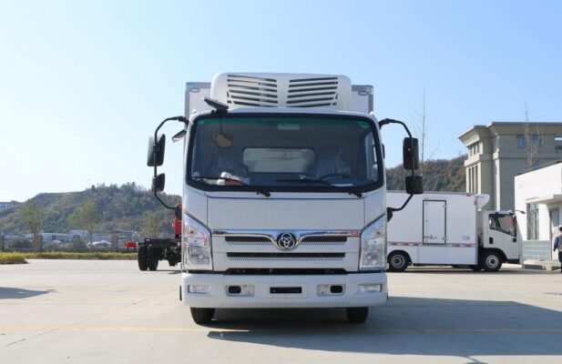 Sanhuan Shitong 4.5 Ton Electric Refrigerated Truck