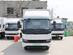 Xingzhi H8M 4.5Ton 4.15Meter Single-Row Methanol Plug-In Extended-Range Hybrid Van Light-Duty Truck