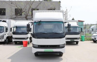 Xingzhi H8M 4.5Ton 4.15Meter Single-Row Methanol Plug-In Extended-Range Hybrid Van Light-Duty Truck