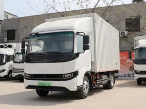 Xingzhi H8M 4.5Ton 4.15Meter Single-Row Methanol Plug-In Extended-Range Hybrid Van Light-Duty Truck