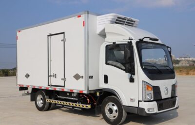 Yuchai 4.5 Ton Electric Refrigerated Truck