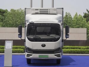 Yutong 4.5 Ton Electric Refrigerated Truck