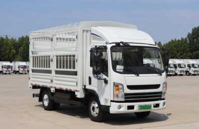 Yutong 4Tons 4.18Meter Single Row Pure Electric Cage Type Light Truck