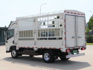 Yutong 4Tons 4.18Meter Single Row Pure Electric Cage Type Light Truck