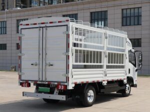 Yutong 4Tons 4.18Meter Single Row Pure Electric Cage Type Light Truck