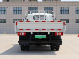 Yutong Light Truck 4Tons 4.18Meter Single Row Pure Electric Platform Light Truck