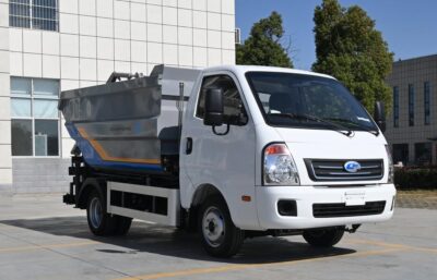 Chufeng 4.5 Tons Electric Rear Compactor Truck