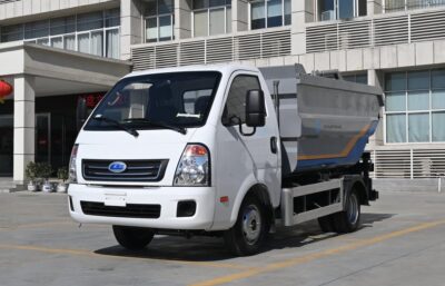 Chufeng 4.5 Tons Electric Rear Compactor Truck