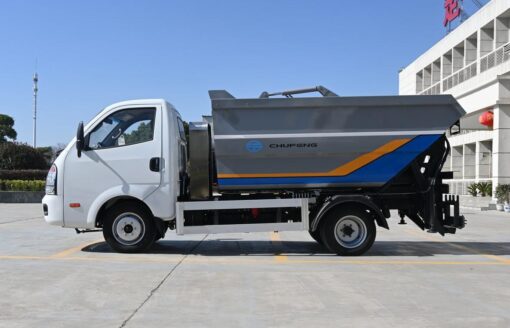 Chufeng 4.5 Tons Electric Rear Compactor Truck