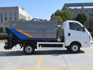 Chufeng 4.5 Tons Electric Rear Compactor Truck