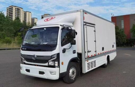 Dongfeng 9 Tons Eletric Refrigerated Truck