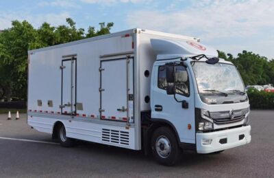 Dongfeng 9 Tons Eletric Refrigerated Truck