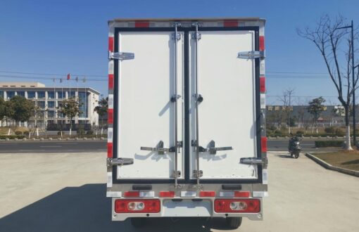 Guotai 2.7 Tons Eletric Refrigerated Truck