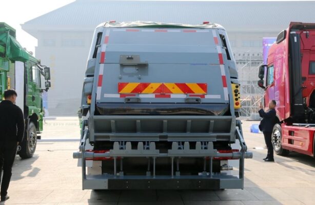 Shaanxi 18 Tons Eletric Rear Compactor Truck