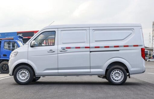 Changan 2.6 Ton Eletric Dry Van Truck