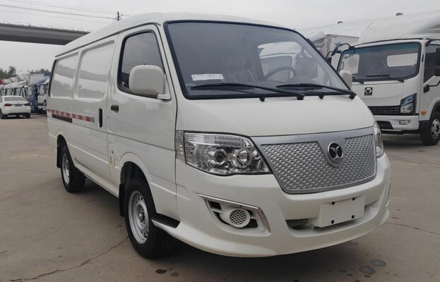 Dongfeng 3 Ton Eletric Dry Van Truck